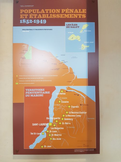 Carte des nombreux bagnes de Guyane